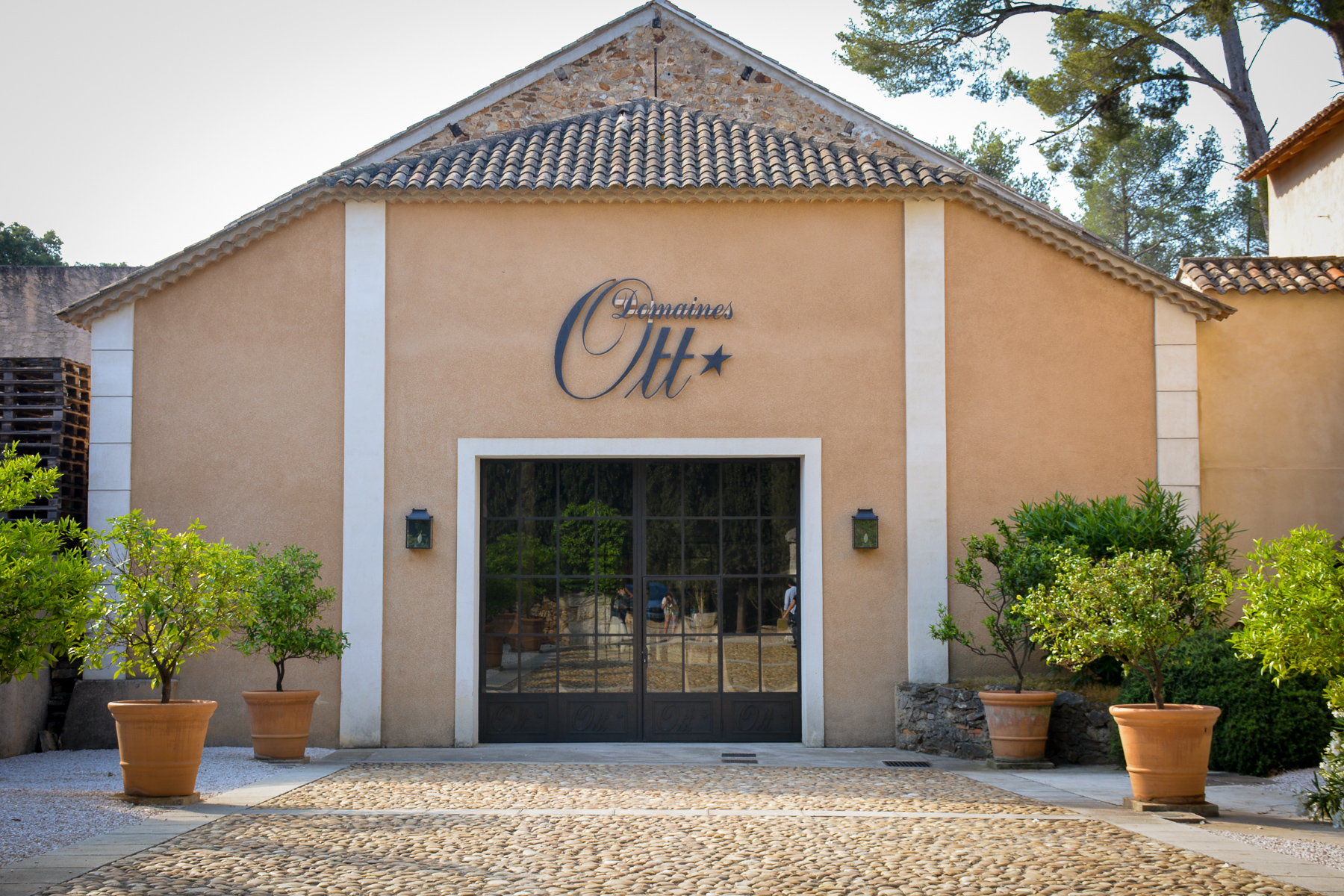 CAVEAU CLOS MIREILLE