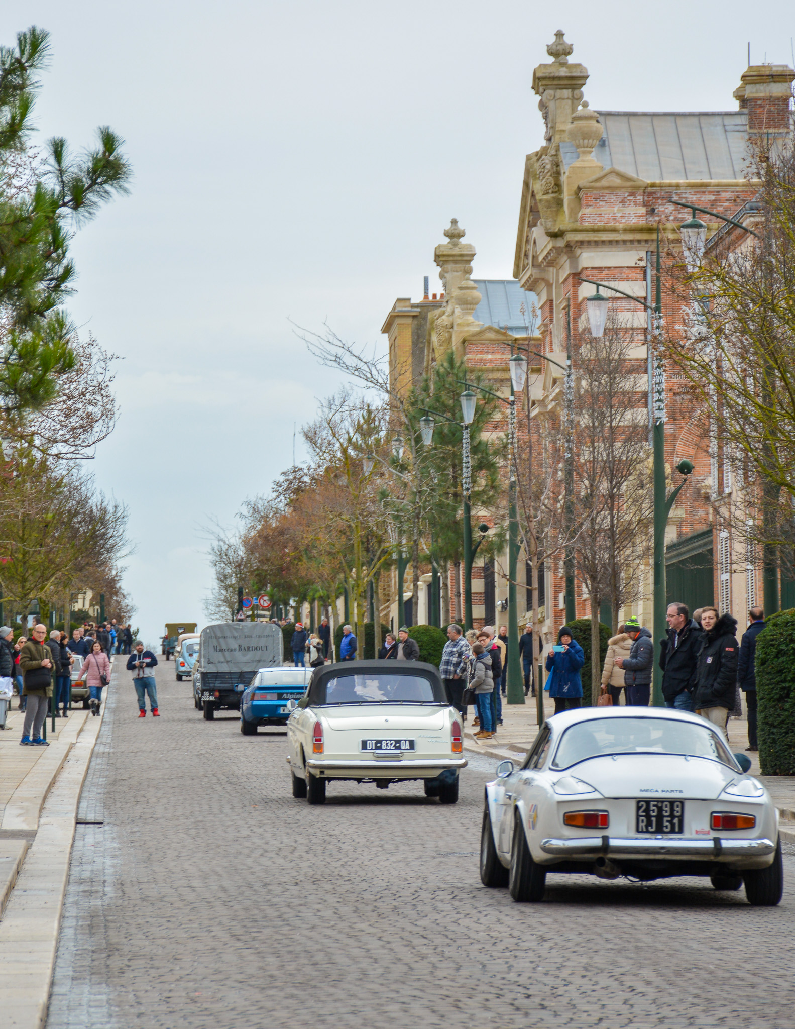 VOITURE COLLECTIONS EPERNAY-3