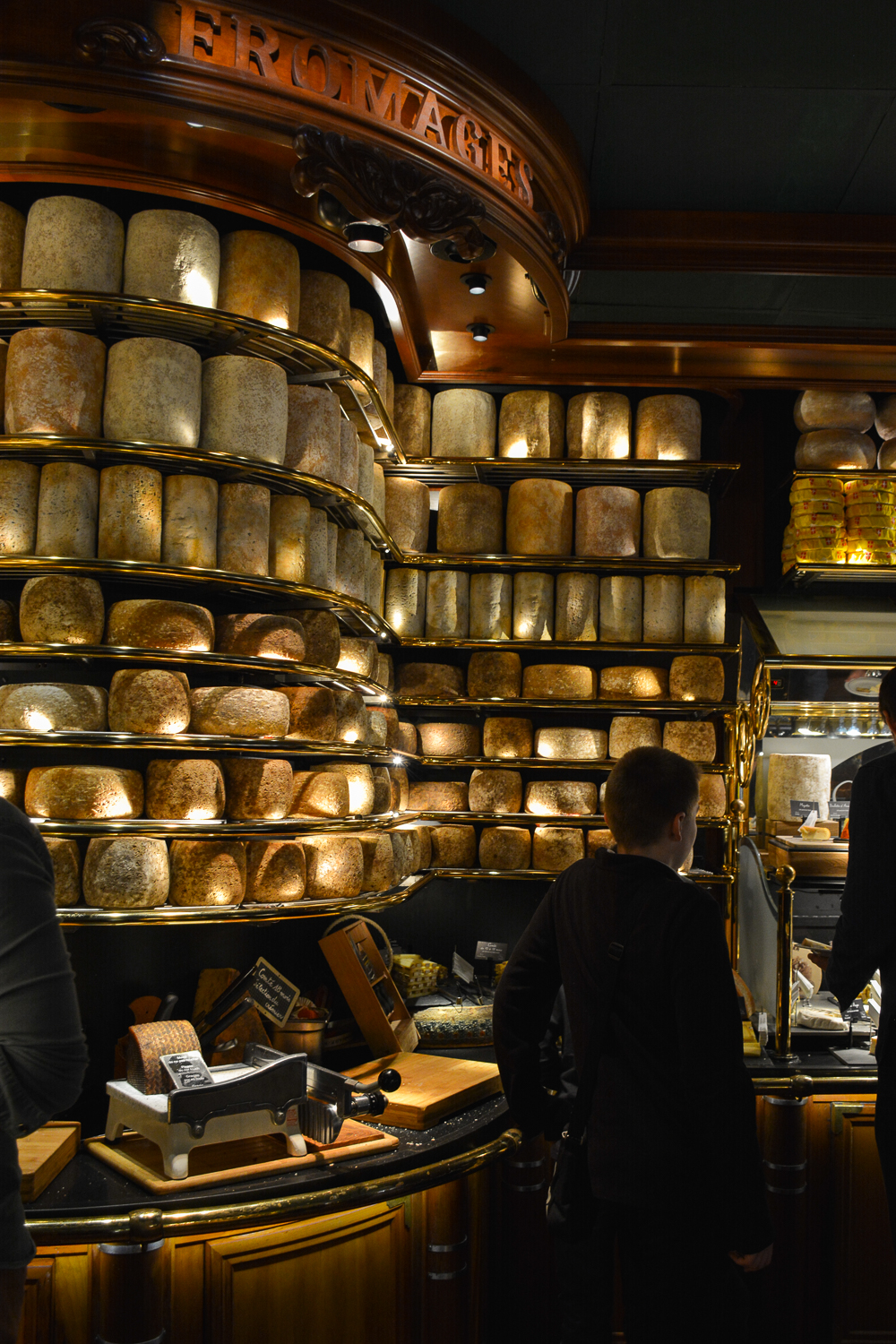 Le plus grand plateau de fromages au monde chez les Grands Buffets